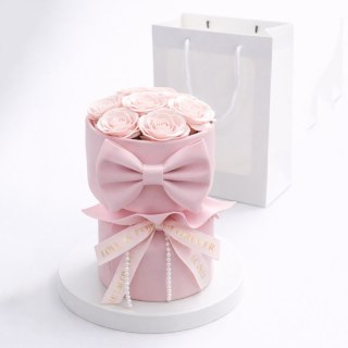 Flower box, bukiet zapachowych kwiatów mydlanych w pudełku 8szt. BUK24R